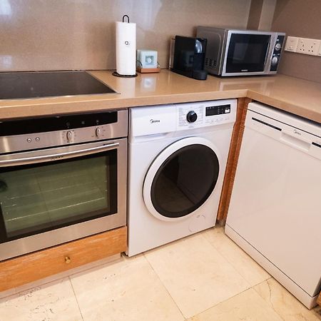 Quattro Beachfront Sea View Ap 4 لارنكا المظهر الخارجي الصورة