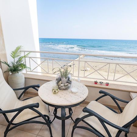 Quattro Beachfront Sea View Ap 4 لارنكا المظهر الخارجي الصورة