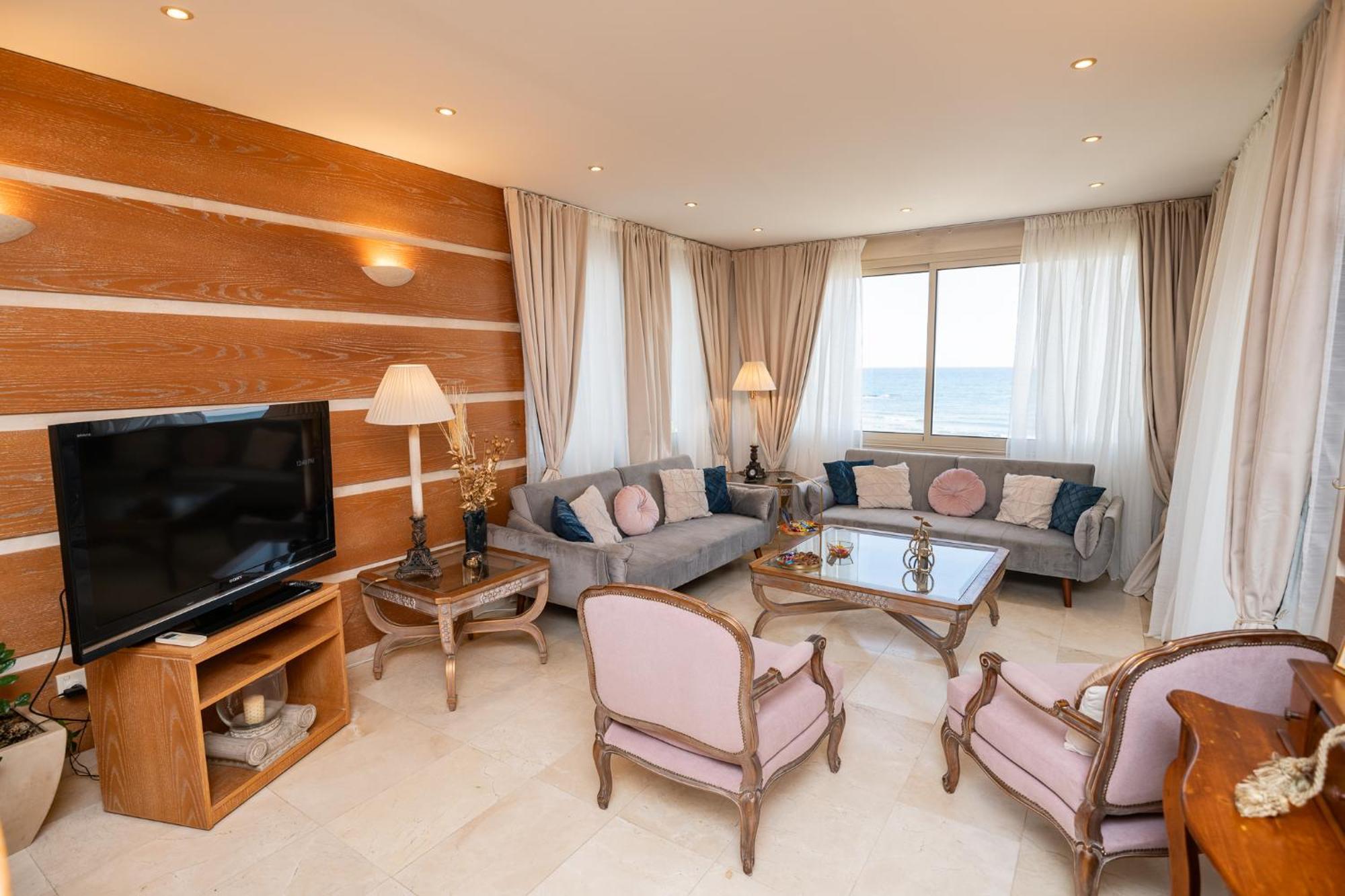 Quattro Beachfront Sea View Ap 4 لارنكا المظهر الخارجي الصورة