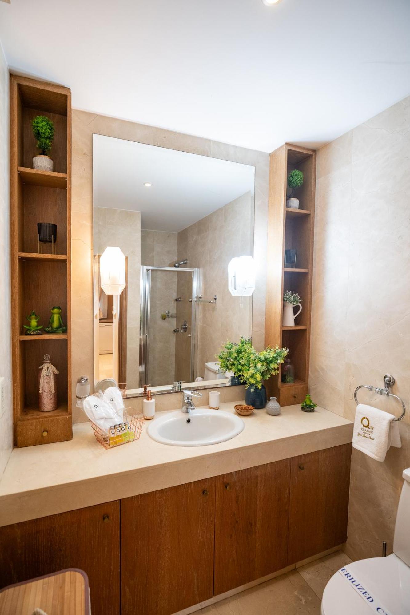 Quattro Beachfront Sea View Ap 4 لارنكا المظهر الخارجي الصورة