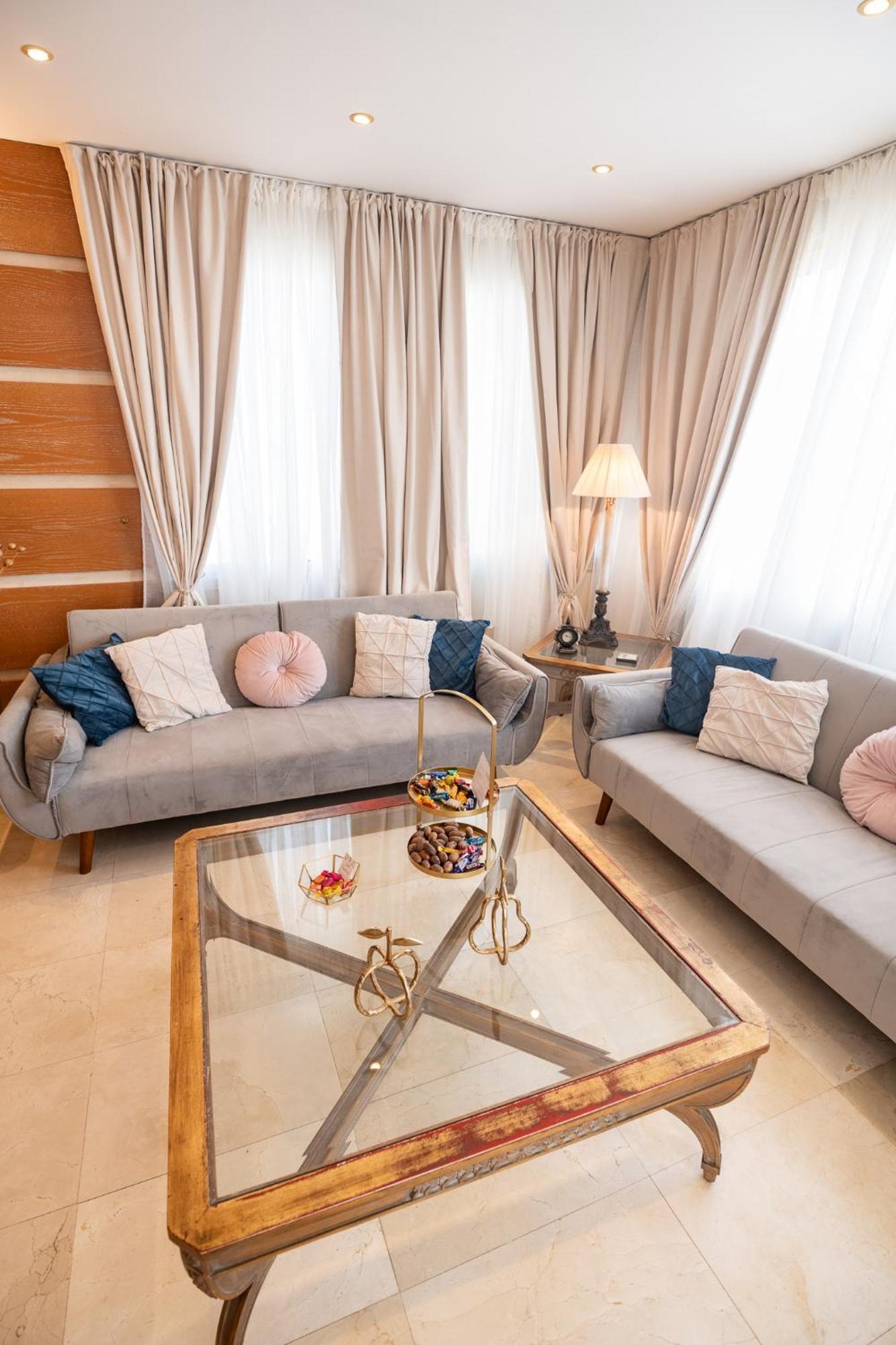 Quattro Beachfront Sea View Ap 4 لارنكا المظهر الخارجي الصورة